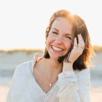 The Daily Grace Co. Employee Katie Davidson's profile photo