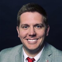 Luke Holcomb Email & Phone Number