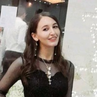 Simplify Networks Employee Meriem M.'s profile photo