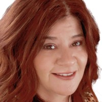 Realty One Group Supreme Employee Pam Young's profile photo