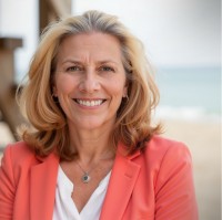 Alliant Property Management, LLC Employee Karen Mehrtens-Oliveira's profile photo