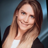 Julia Mennerich Email