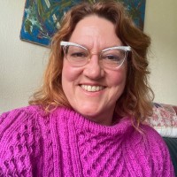 Kirsten Lindquist Email