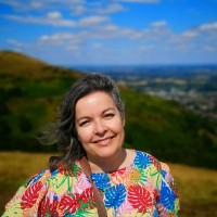 Yolanda Botham Email