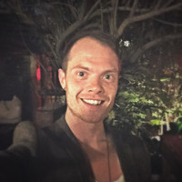 Ynyr Davies Email