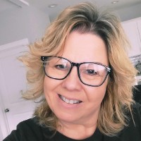 Kelley Kis Email & Phone Number