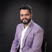 Email e telefono di Rohit Grover