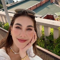 Lily Taylor Email