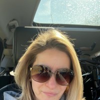 handl Group Employee Monica Robinson's profile photo