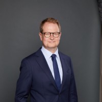 DLA Piper Employee Toby Barker's profile photo