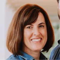 Amanda Effinger Email & Phone Number