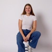 Two Palms Media Employee Eva Walkembach's profile photo