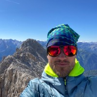 Alpinehikers Employee Zach Dahlmer's profile photo