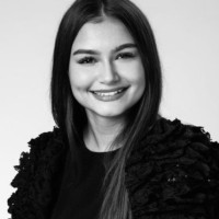 Mia Henderson Email