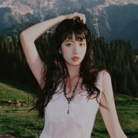 Mia Huang Email