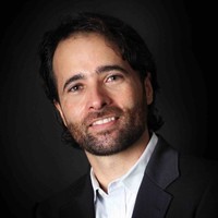 Roberto Gil Email & Phone Number