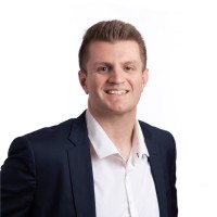 E-mail e número de telefone de Blake Vinson