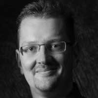 Nico Neupert Email