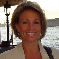 Elenza, Inc. Employee Gina Mazzocchi's profile photo