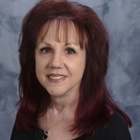 Exit Realty Achieve Employee Bobbi Santos's profile photo