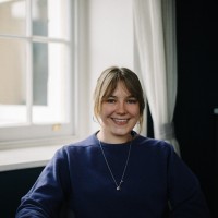 Manageable Employee Sylvie Isaacs's profile photo