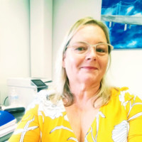 Lisa Leake Email & Phone Number