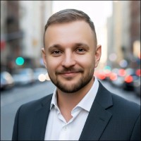 Justo Real Estate Brokerage Employee Alexander Kvitnitsky's profile photo