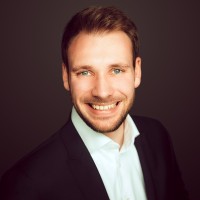 Markus Hüseman Email