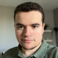Recentes Employee Nick Henriquez's profile photo