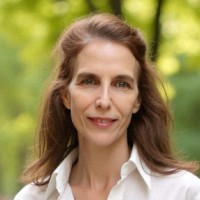 Vered Kunik Email