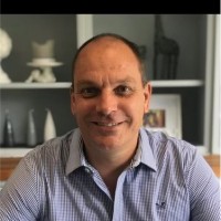 Stephen Hampson Email