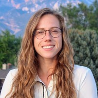 SlideSource Employee Anna Turner's profile photo