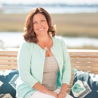 Dunes Properties Employee Vannessa Carter's profile photo