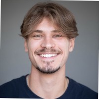 Eli Nuss Email