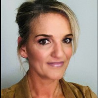 Your Real Estate Employee Erika Lucas's profile photo
