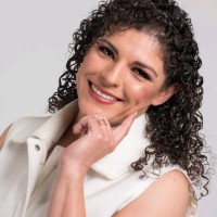 Fernanda santa Cruz Email