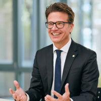 Ralf Bauer Email & Phone Number