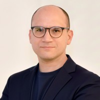 Universidad Adolfo Ibáñez Employee Mauricio Loyola's profile photo