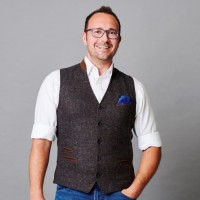 Oliver Höllriegl Email & Phone Number