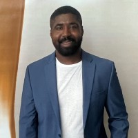 dzineelements Employee Robert Huiett's profile photo