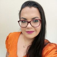 Thais Lima Email