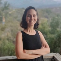 Daniela Arancibia Email