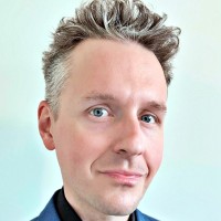 Bartosz Syska Email