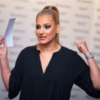 Szilvia Dávid Email