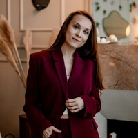 Right Studio Employee Marina Beketova's profile photo