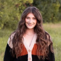 Stephanie Milne Email & Phone Number