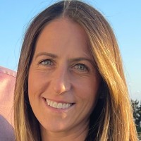 Kelly Hahn Email & Phone Number