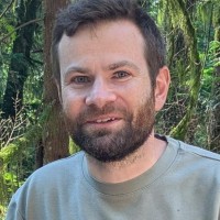 Tom Ash Email & Phone Number