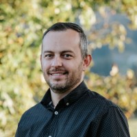 Damjan Skrabl Email