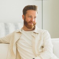 Martijn Brons Email & Phone Number